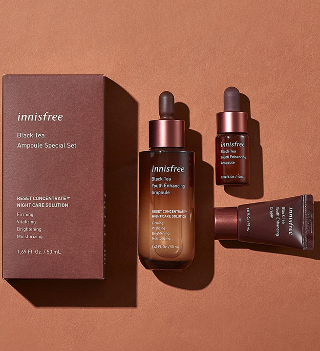 Innisfree Siyah Çay Gençleştirici Ampul Büyük Kapasiteli Set