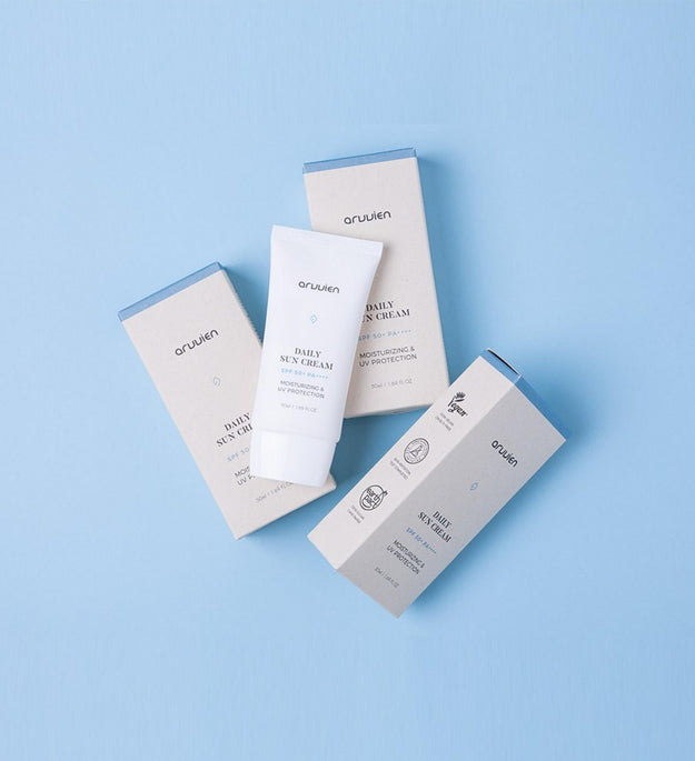 Arvien Vegan Moist Crème solaire quotidienne hypoallergénique bloquant la lumière bleue (SPF50+)