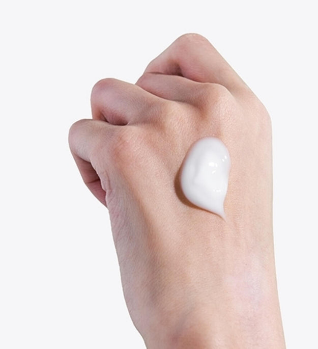 مرطب مائي نباتي مذهل