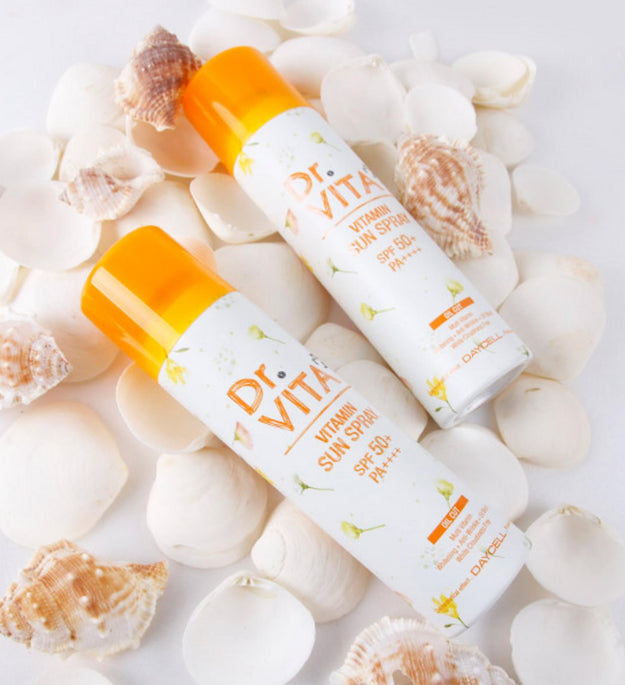 Dr.Vita Spray Solare Vitamina Sbiancante Antirughe con Protezione Raggi Ultravioletti Tripla Funzione (SPF50+ / PA++++)