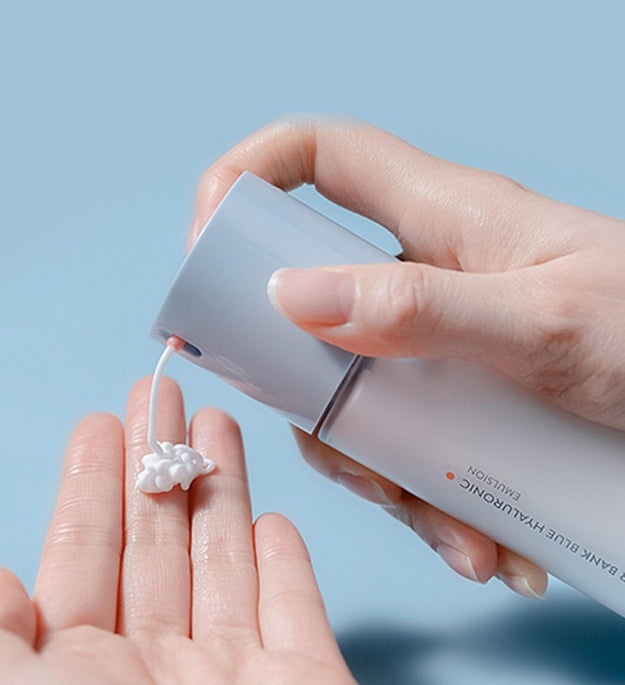 مستحلب الهيالورونيك الأزرق من Laneige Water Bank للبشرة العادية والجافة