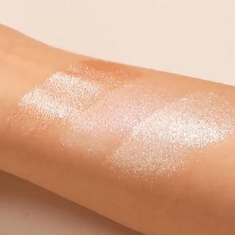 Iluminador Heaven's Hue de Stila, 10 g