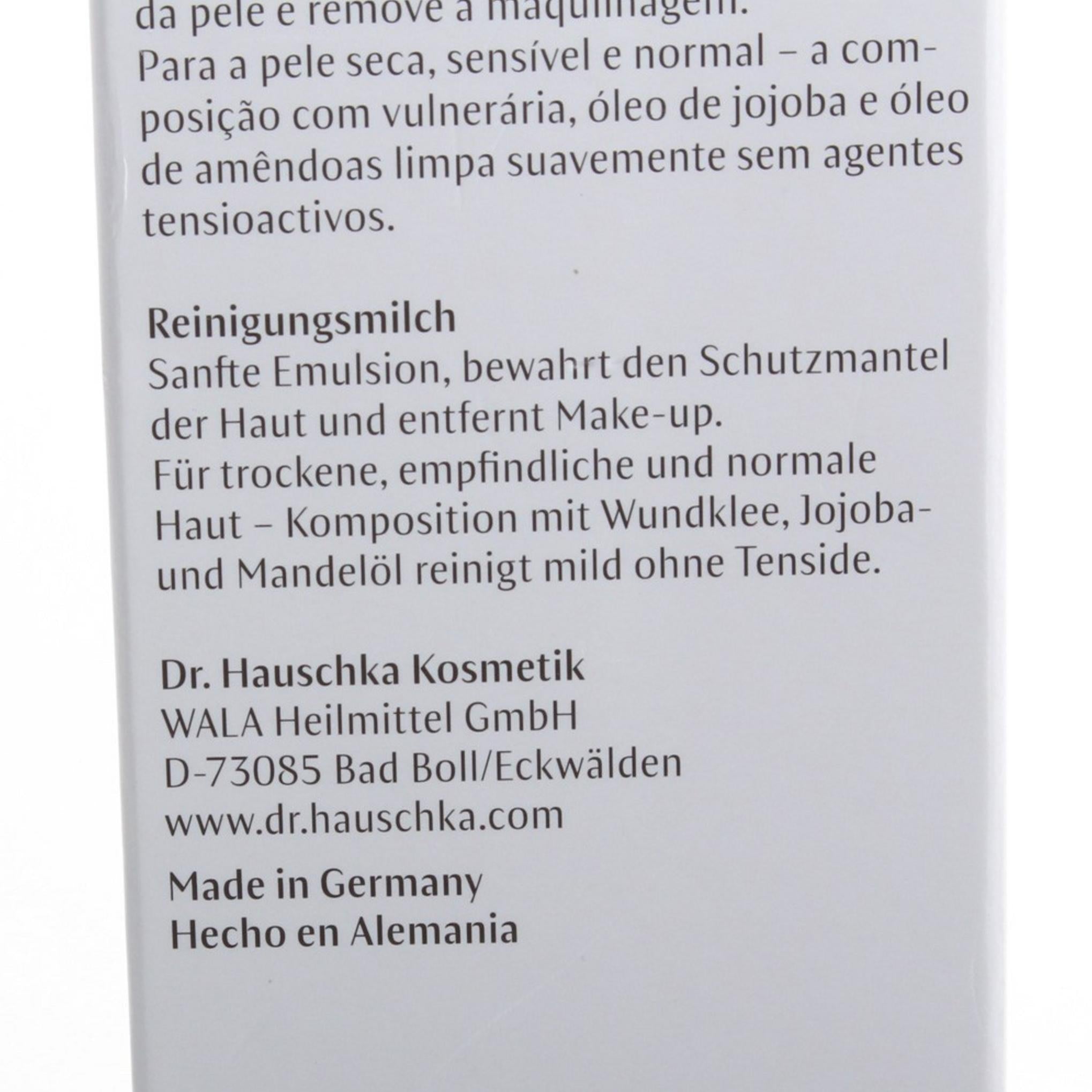 حليب التنظيف المهدئ من دكتور هاوشكا