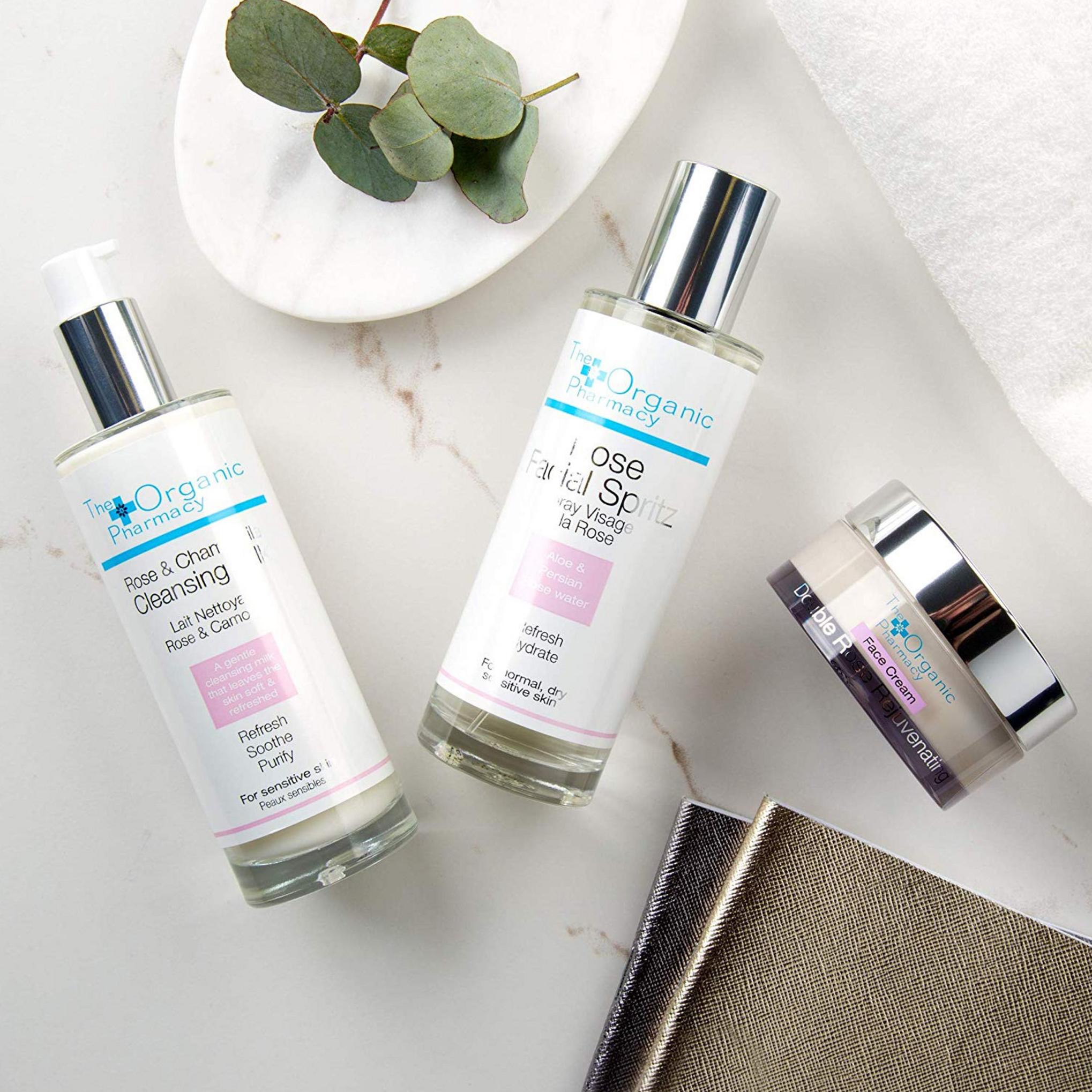 صيدلية ديورجانيك - حليب منظف بالورد والبابونج