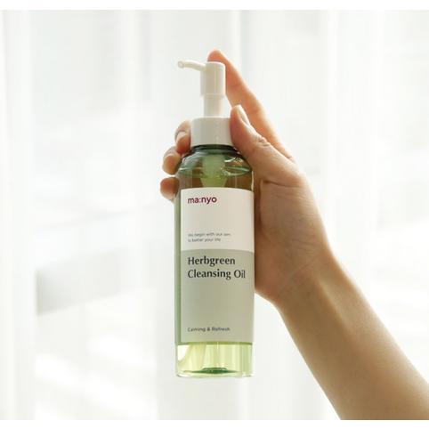 Aceite limpiador a base de hierbas de Manyo Factory