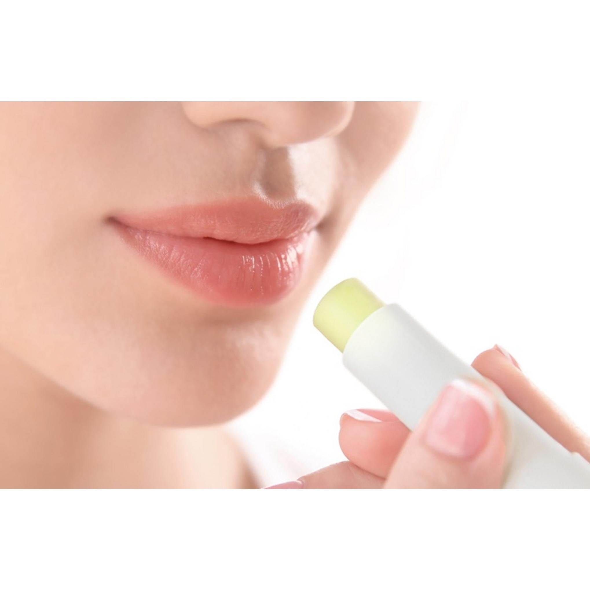 Manyo Factory Il nostro balsamo per labbra vegano colorato 3,7 g