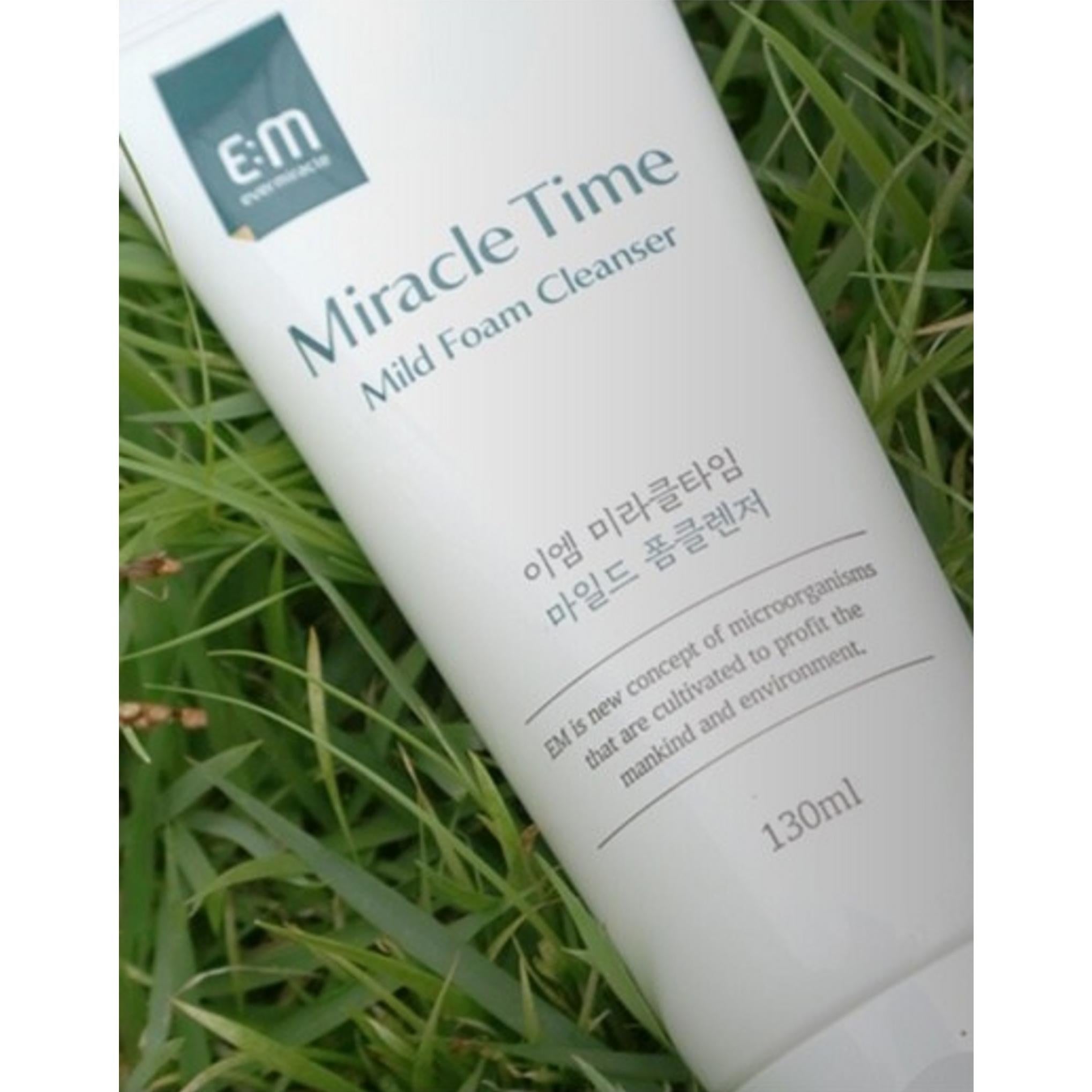 منظف رغوي إي إم كورازون