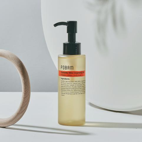 Pobam Camellia Milk Cleansing Oil