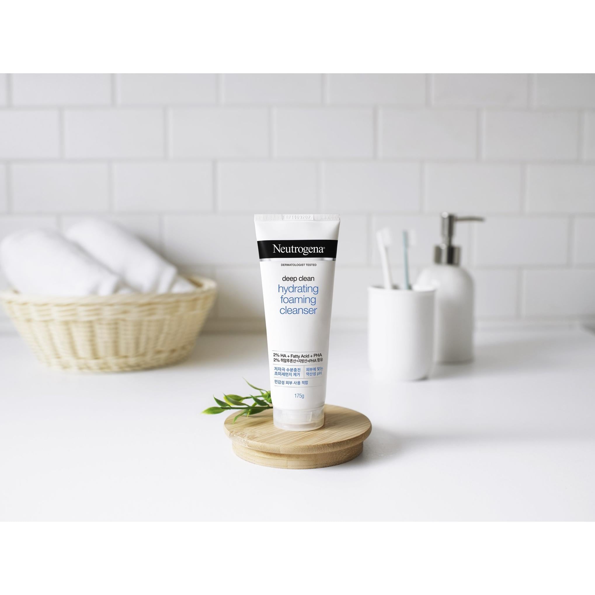 Neutrogena Deep Clean Gel de Limpeza Espumoso Hidratante com Ácido Fraco