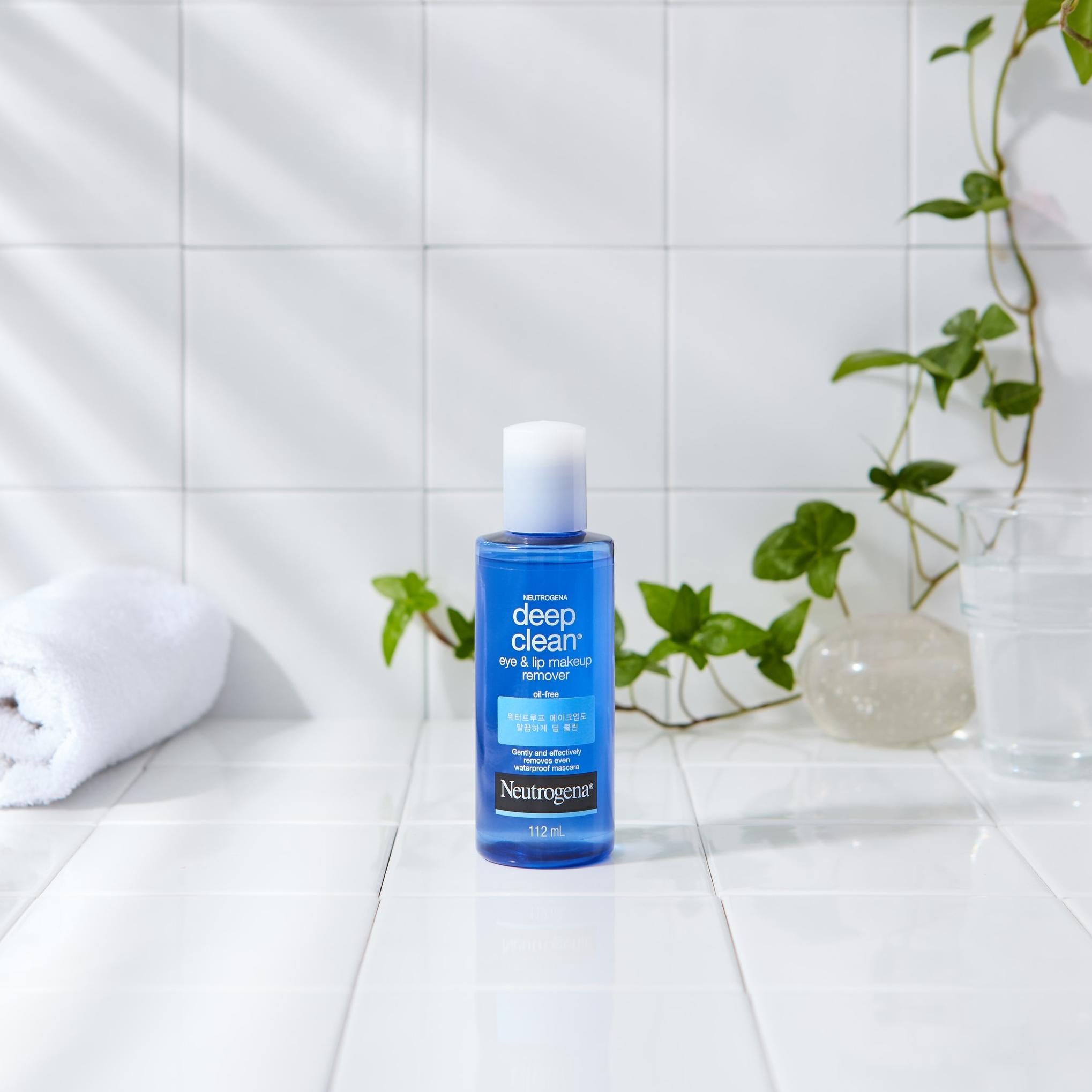 نيوتروجينا ديب كلين مزيل مكياج الشفاه والعيون