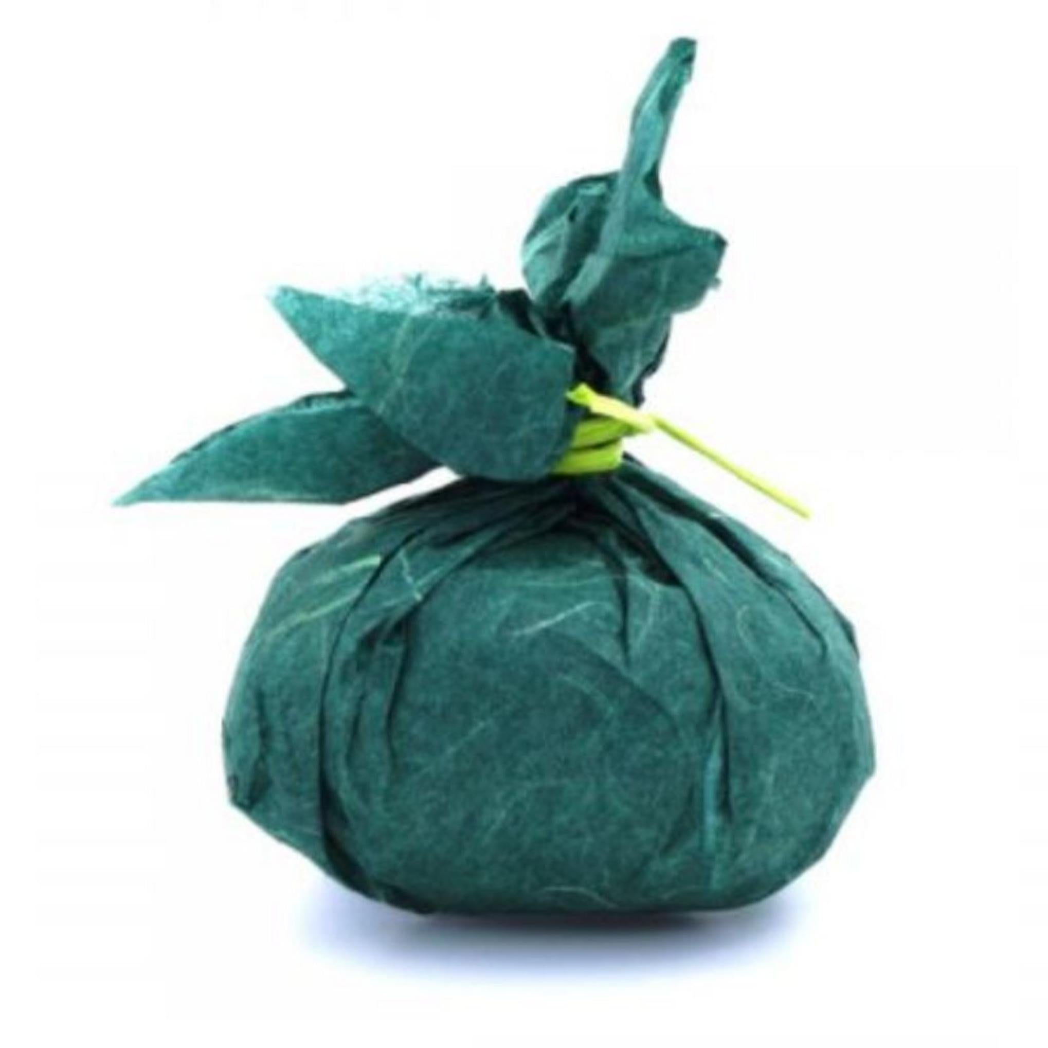 Слегка кислое мыло из полыни, изготовленное с органическим маслом Коынджэ.