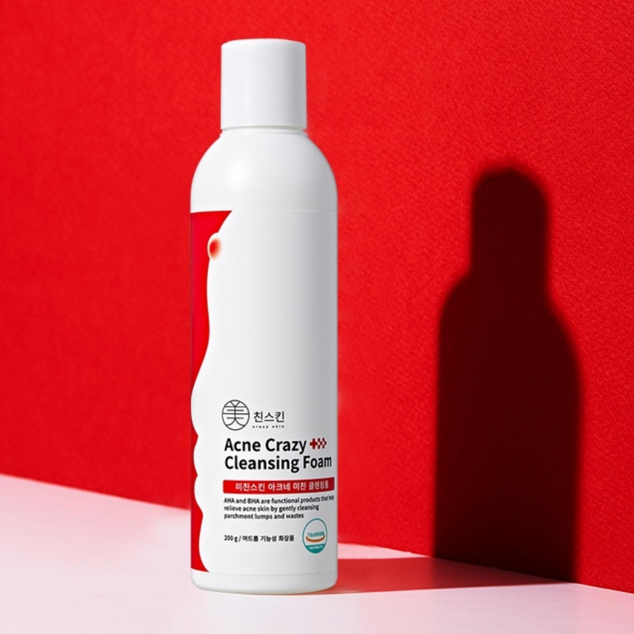 رغوة التنظيف المجنونة لعلاج حب الشباب من كريزي سكين