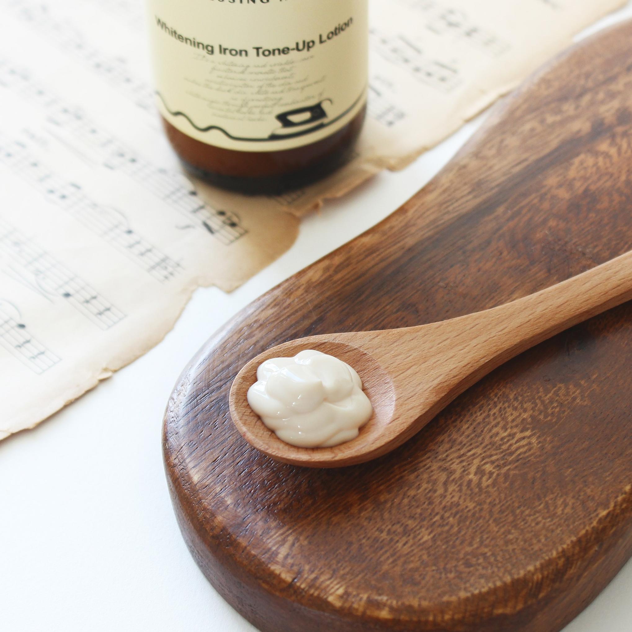 Schminktisch-Bleaching-Faltentonisierungslotion