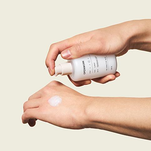 Loción calada para pieles sensibles.