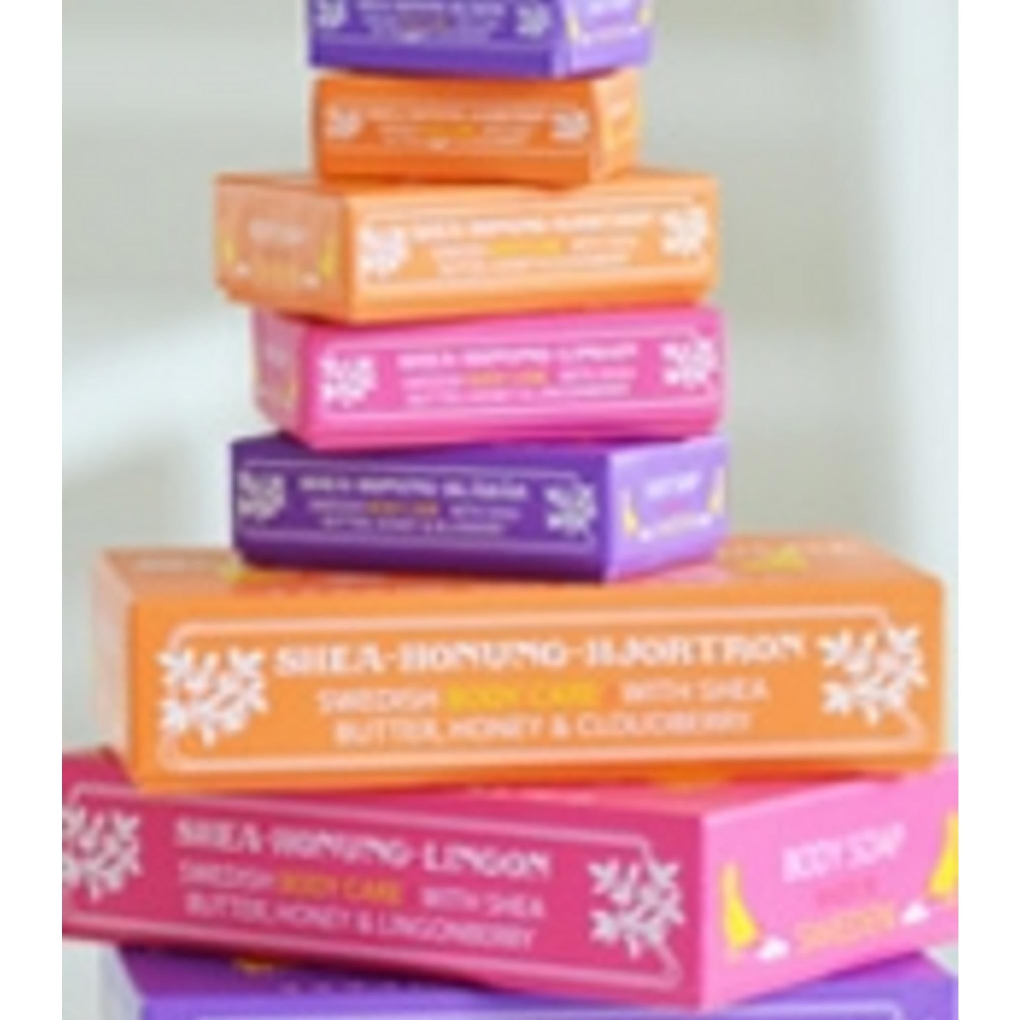 Victoria Suède Egg Pack Body Cloudberry + Gants de douche Livraison aléatoire