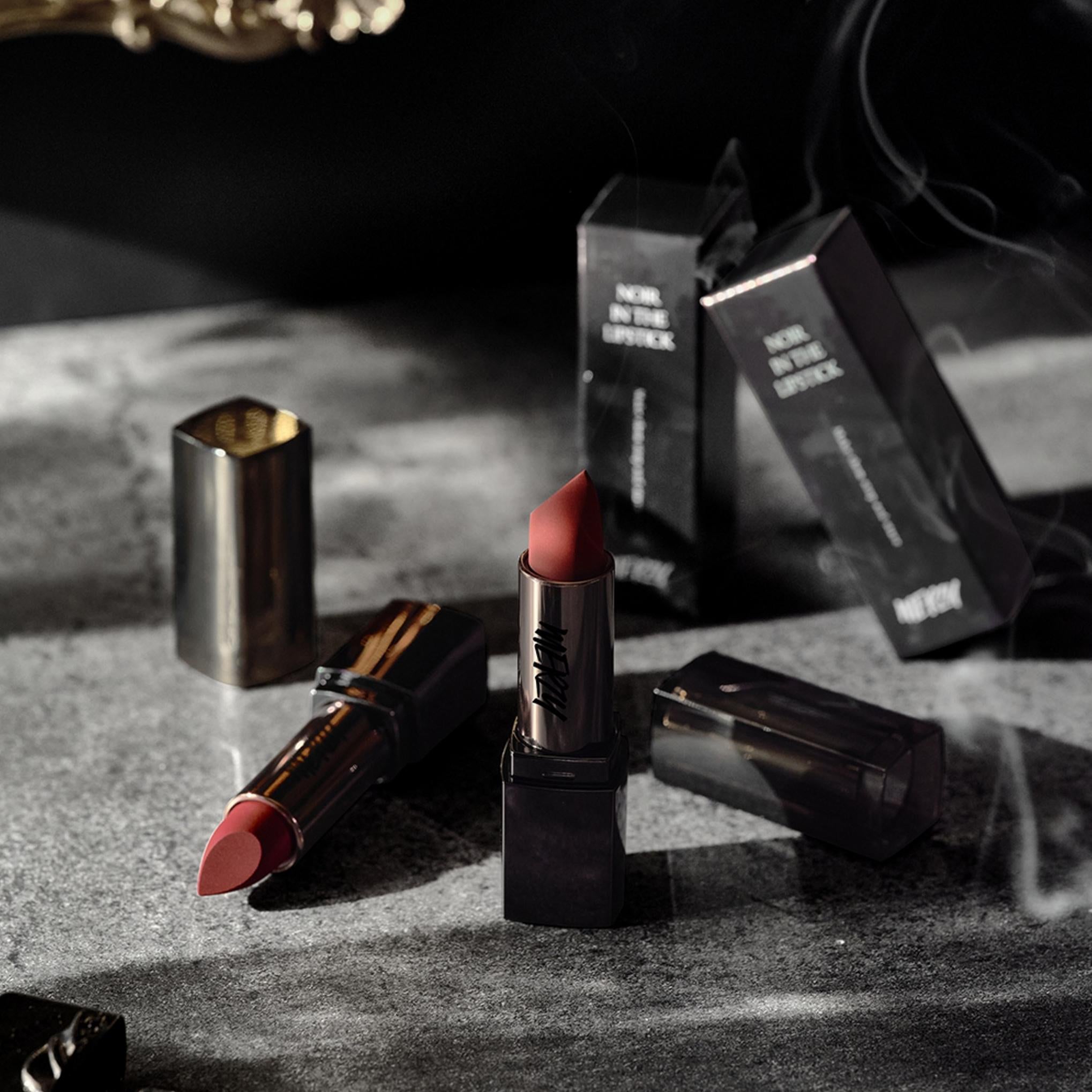 Merge Noir в помаде 3.3g