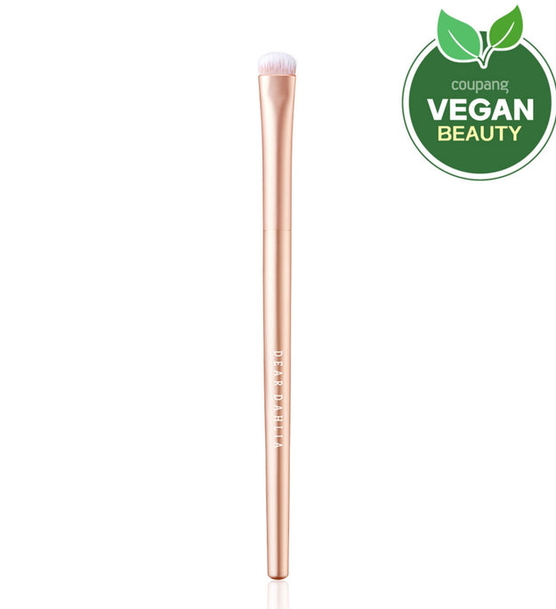 Dear Dahlia Blooming Edition Pro Petal Brush Flat Smudge Brush