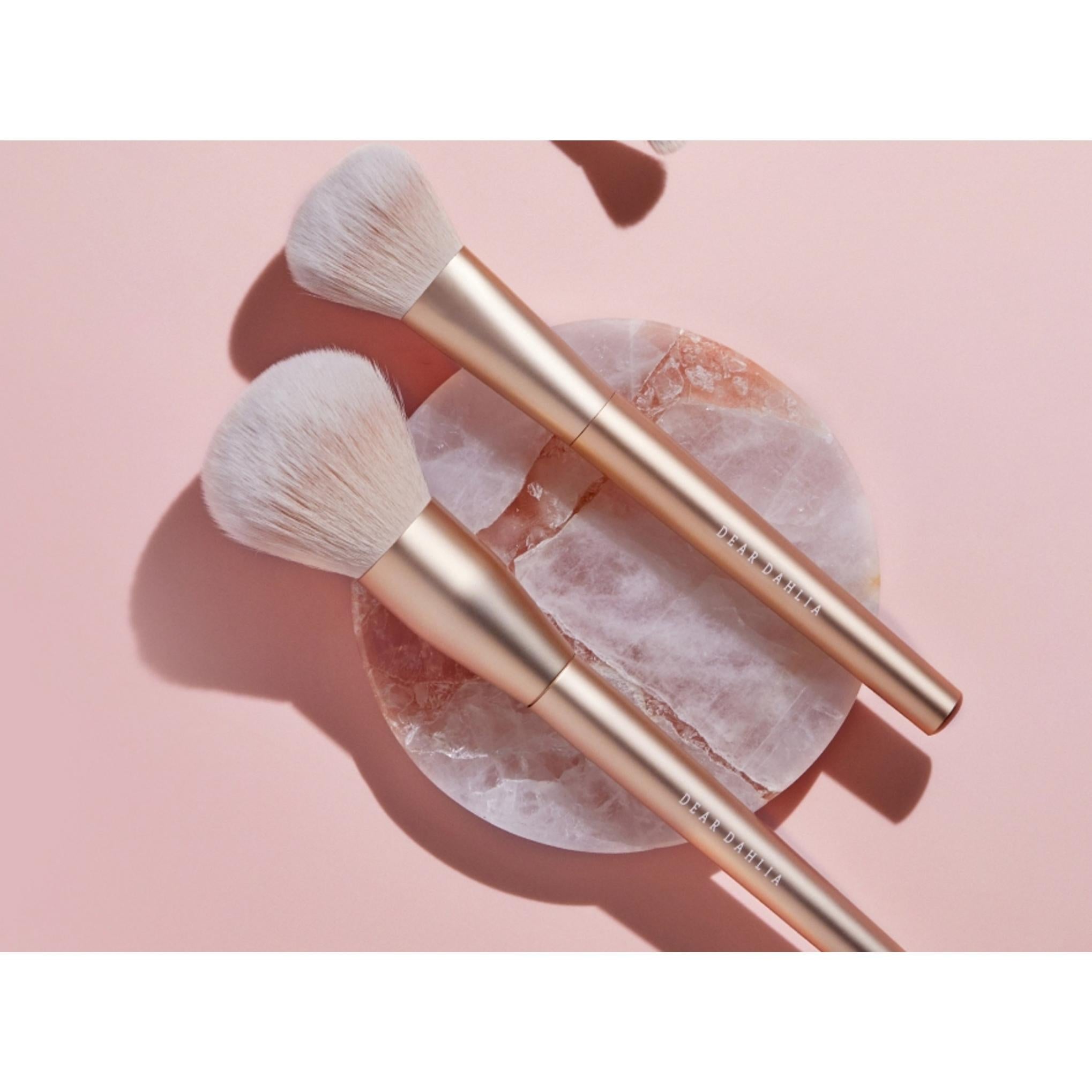 Pincel de Pó para Pétalas Profissional Dear Dahlia Blooming Edition