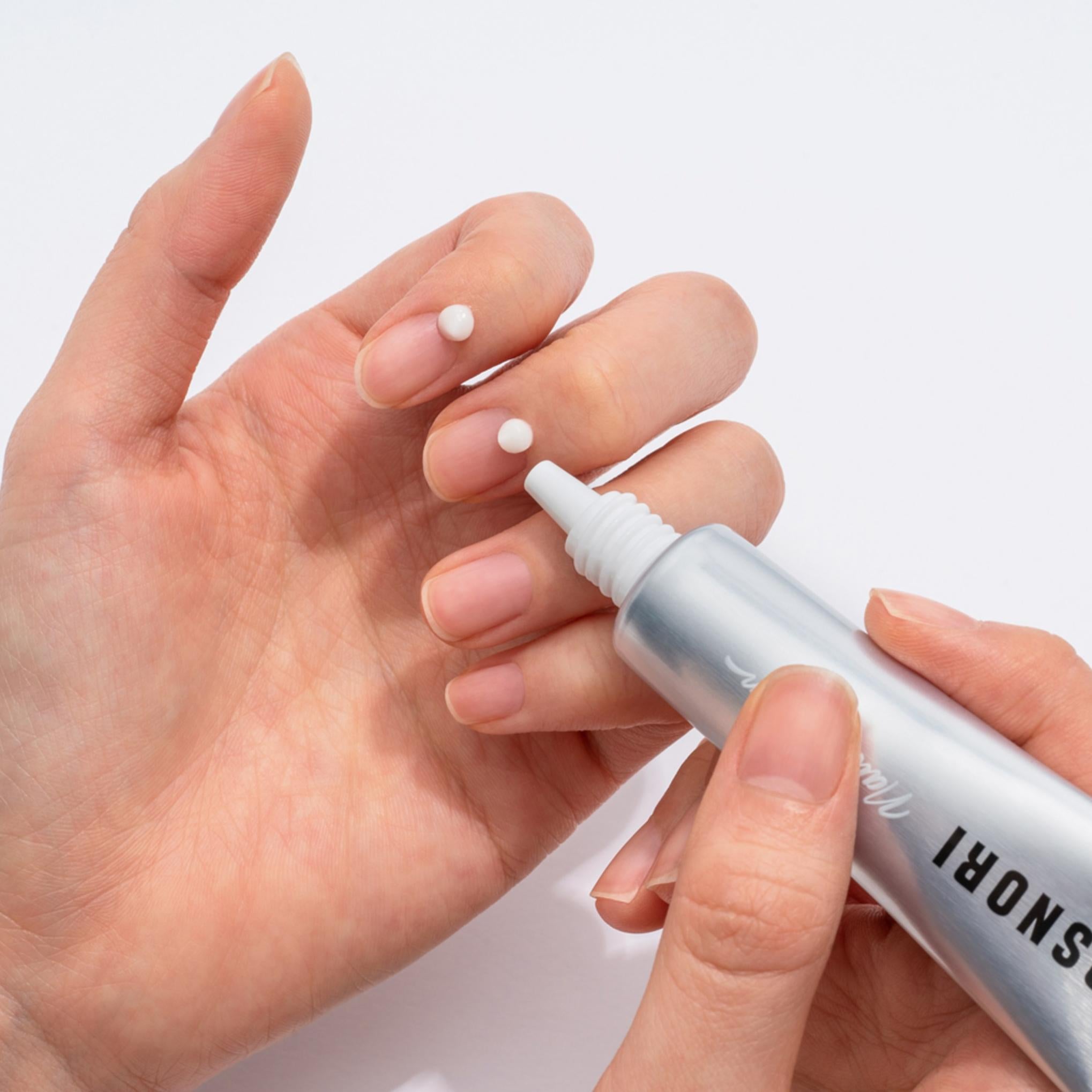 コスノリ シルクリペアネイルクリーム