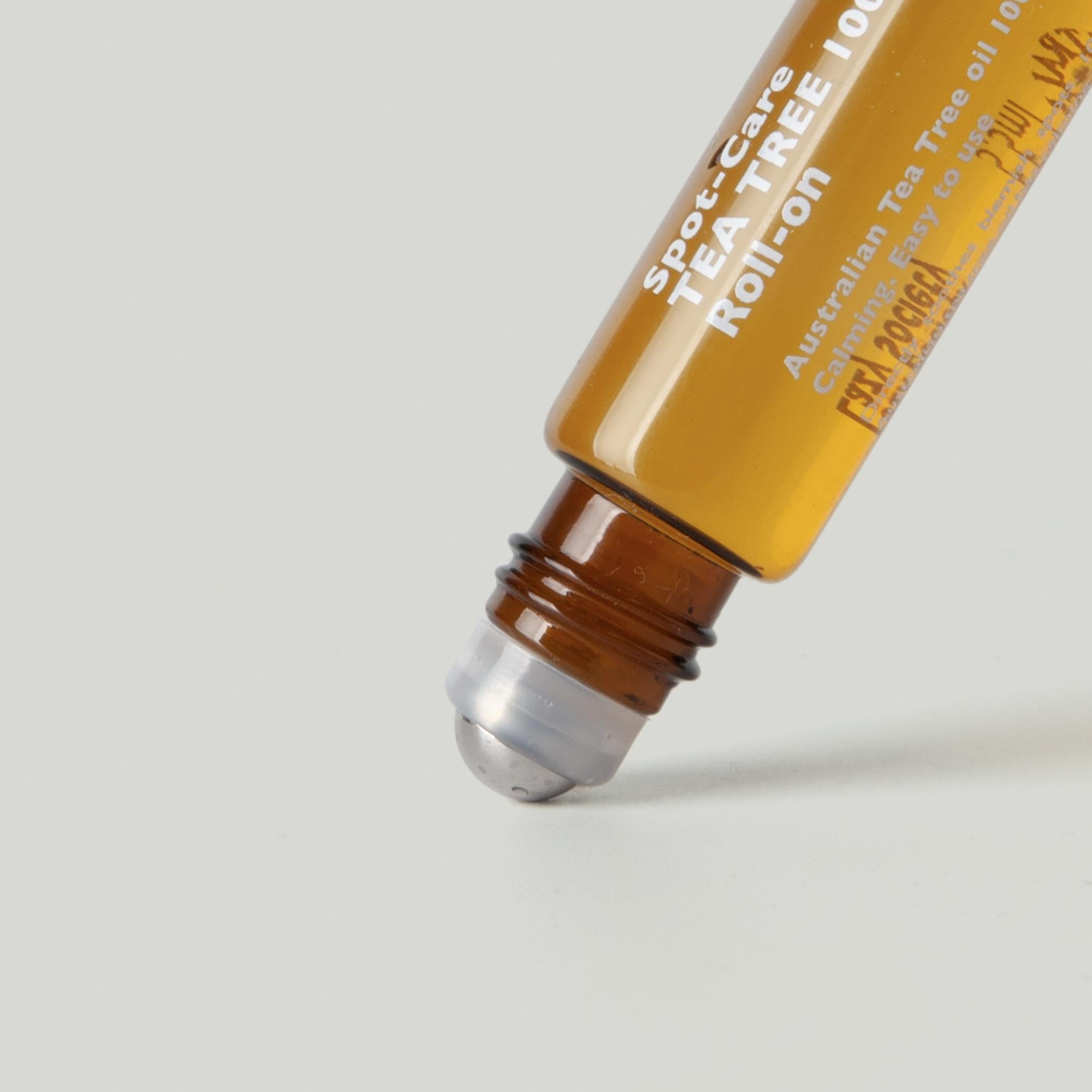 Lazy Society Spot Care Tea Tree 100 Roll-on