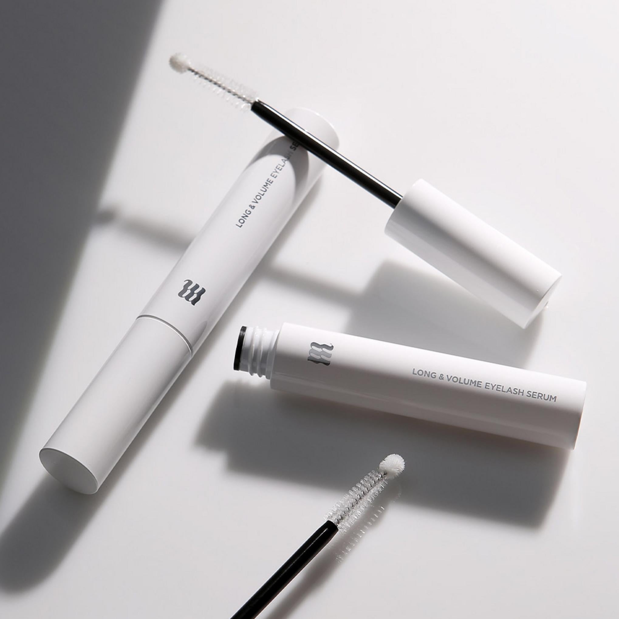 دمج تغذية الرموش الطويلة والكثيفة