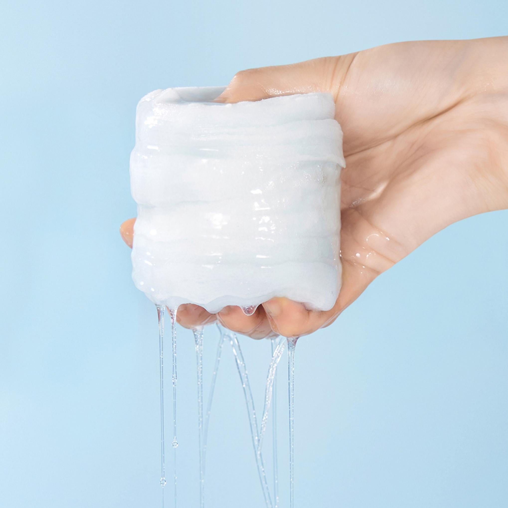 Wellage Real Hyaluronic Blue 100 Ampoule 100ml + Blue Toner Pad 70 Sheets 210ml Set