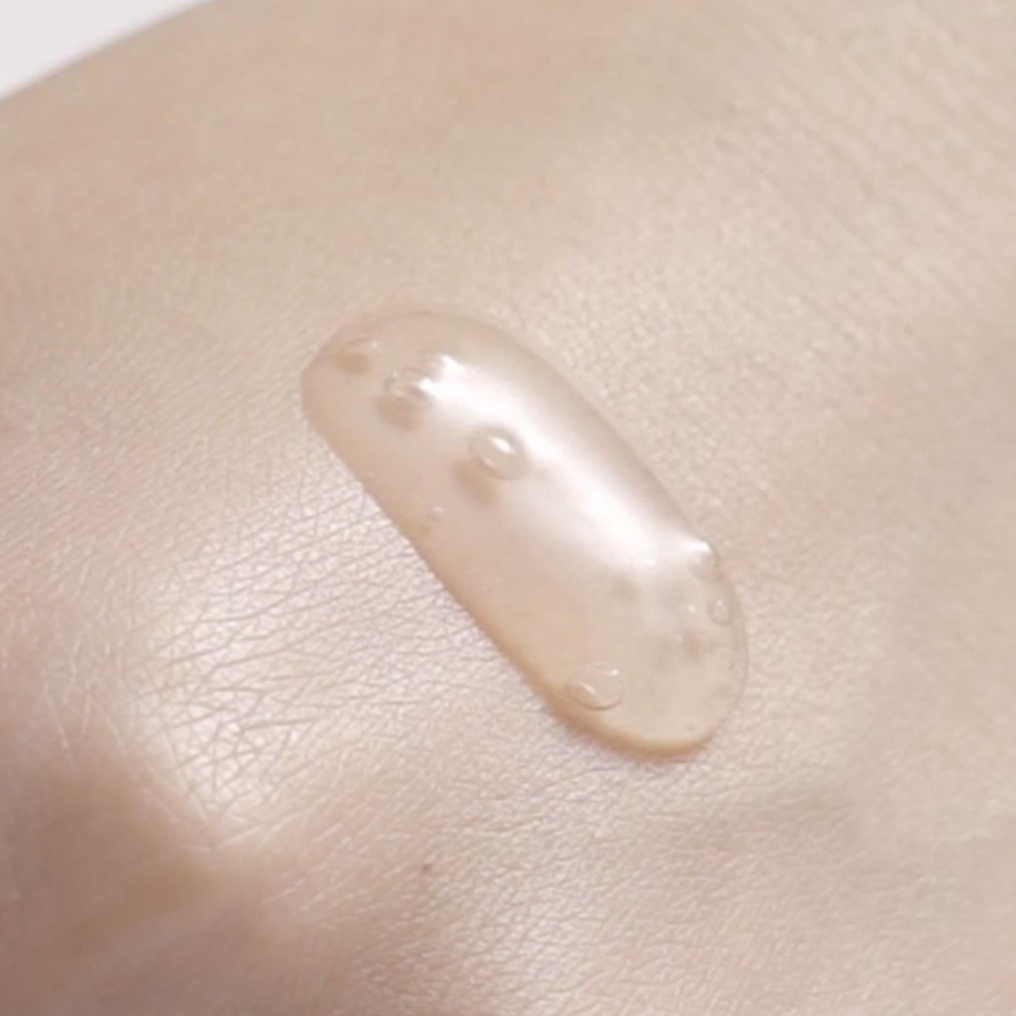 Dewy Tree Pure Soothing Snail Essence Water