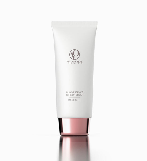 كريم Vivid On Bling Essence لتوحيد لون البشرة بعامل حماية من الشمس SPF50+ PA+++، 50 جم