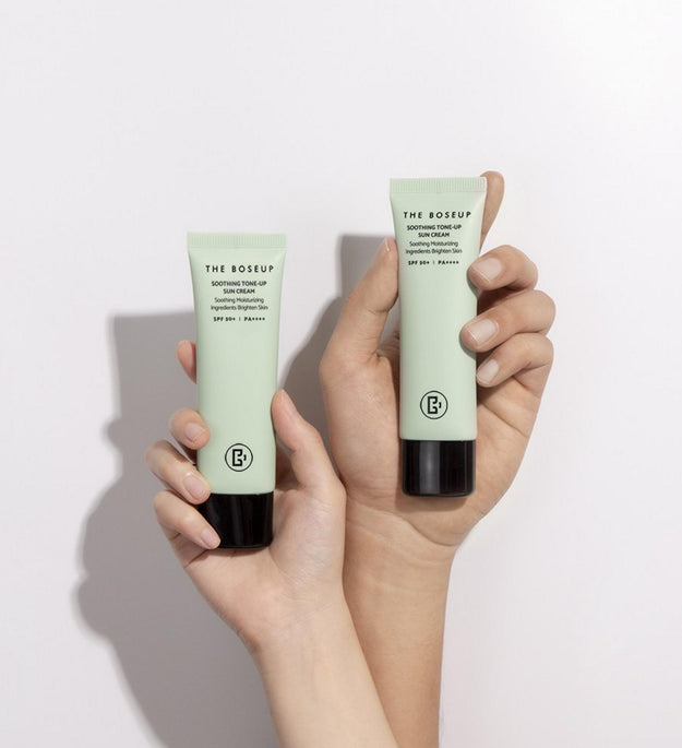The Moisturizing Soothing Tone-up Sun Cream SFP 50+ PA++++ Inorganic
