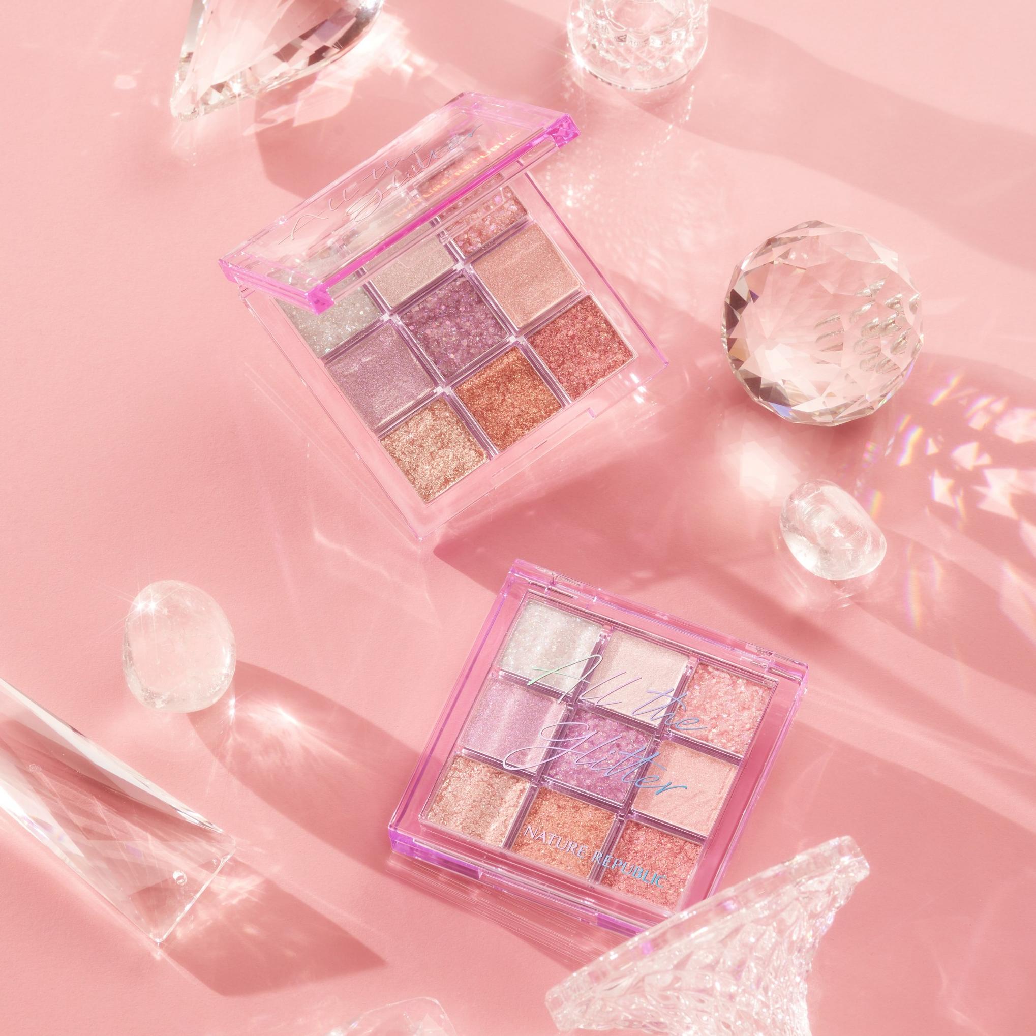 Палитра теней для век Glitter Holic от Nature Republic