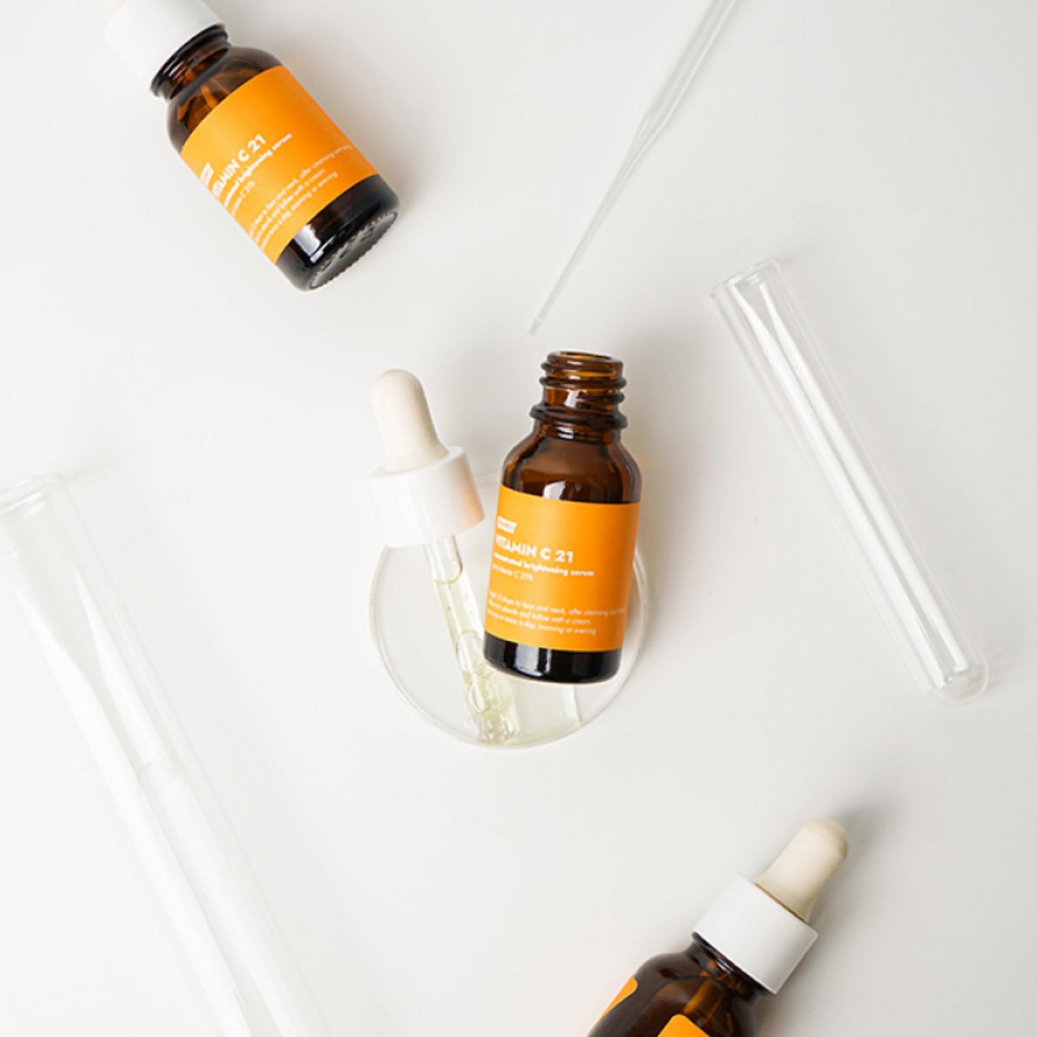 Siero antimacchie Melasma con vitamina C 21% Frankly