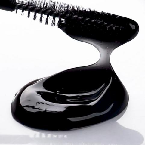Cils enrichis en nutriments noirs Marciq