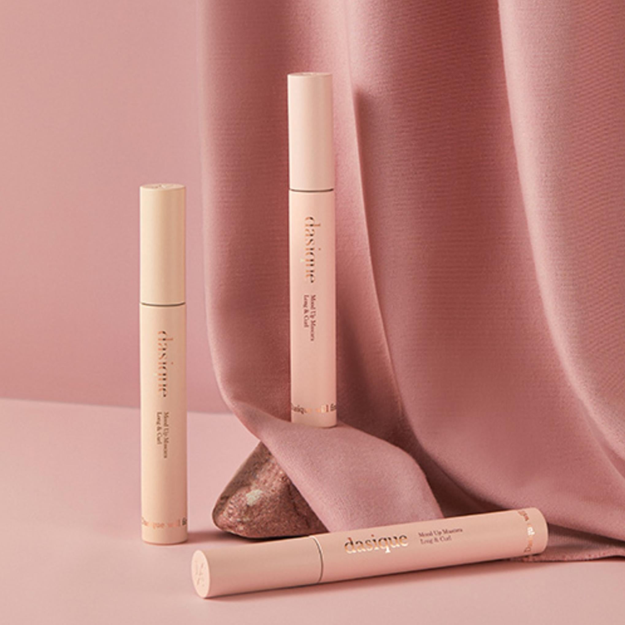 Máscara de pestañas Mood Up de Daisyk de larga duración y rizos