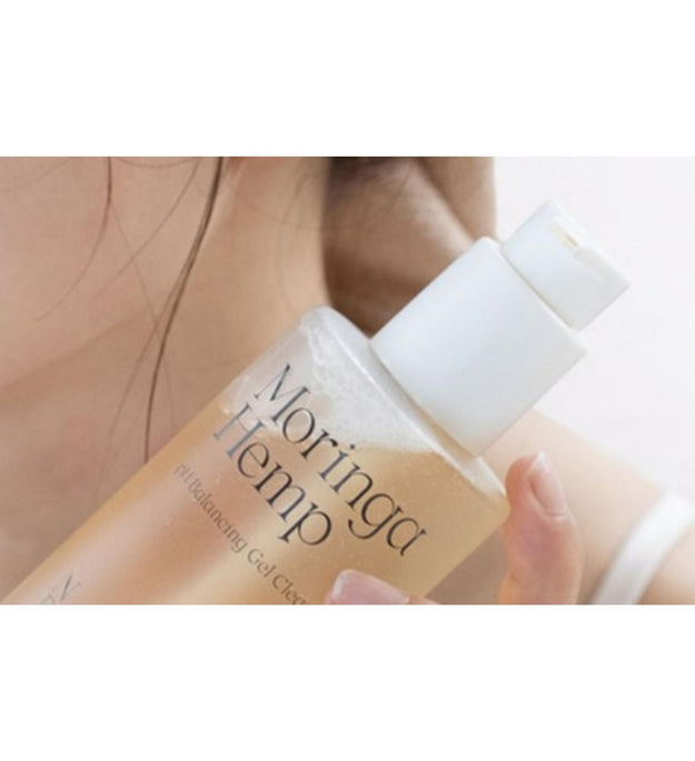 Natural Derma Project Moringa Hemp Acidic Gel Cleanser