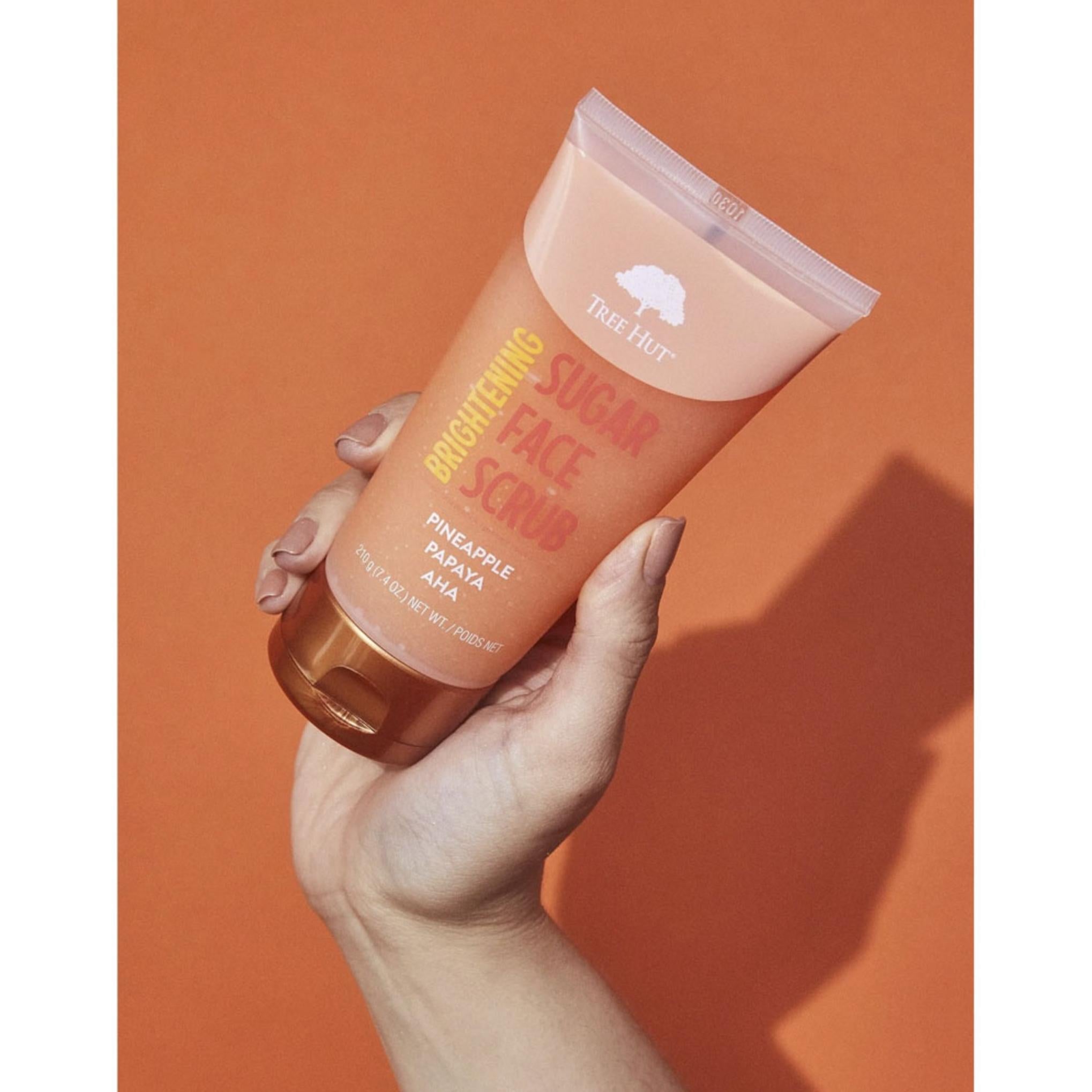 Tree Hut Aydınlatıcı Şeker Yüz Ovucu Ananas ve Papaya AHA