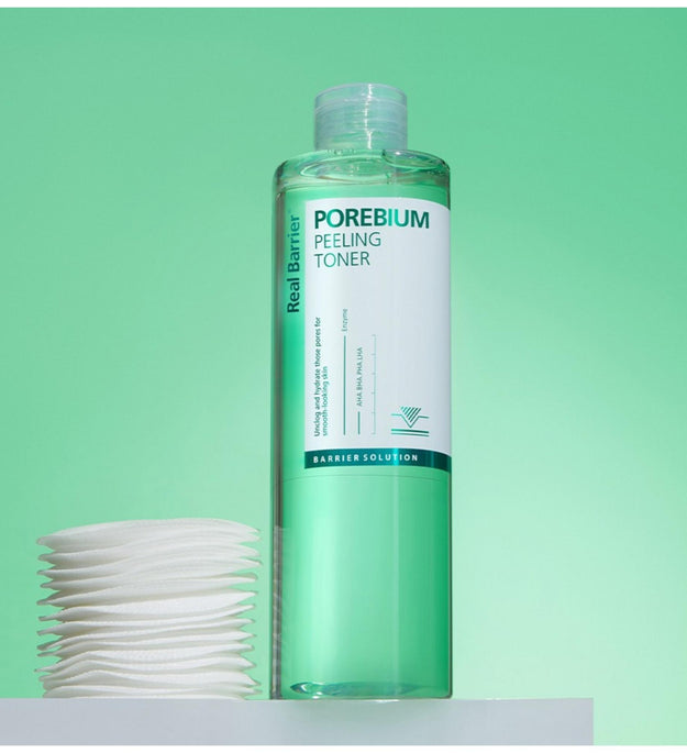 Real Barrier Porenentleerender Peeling-Toner