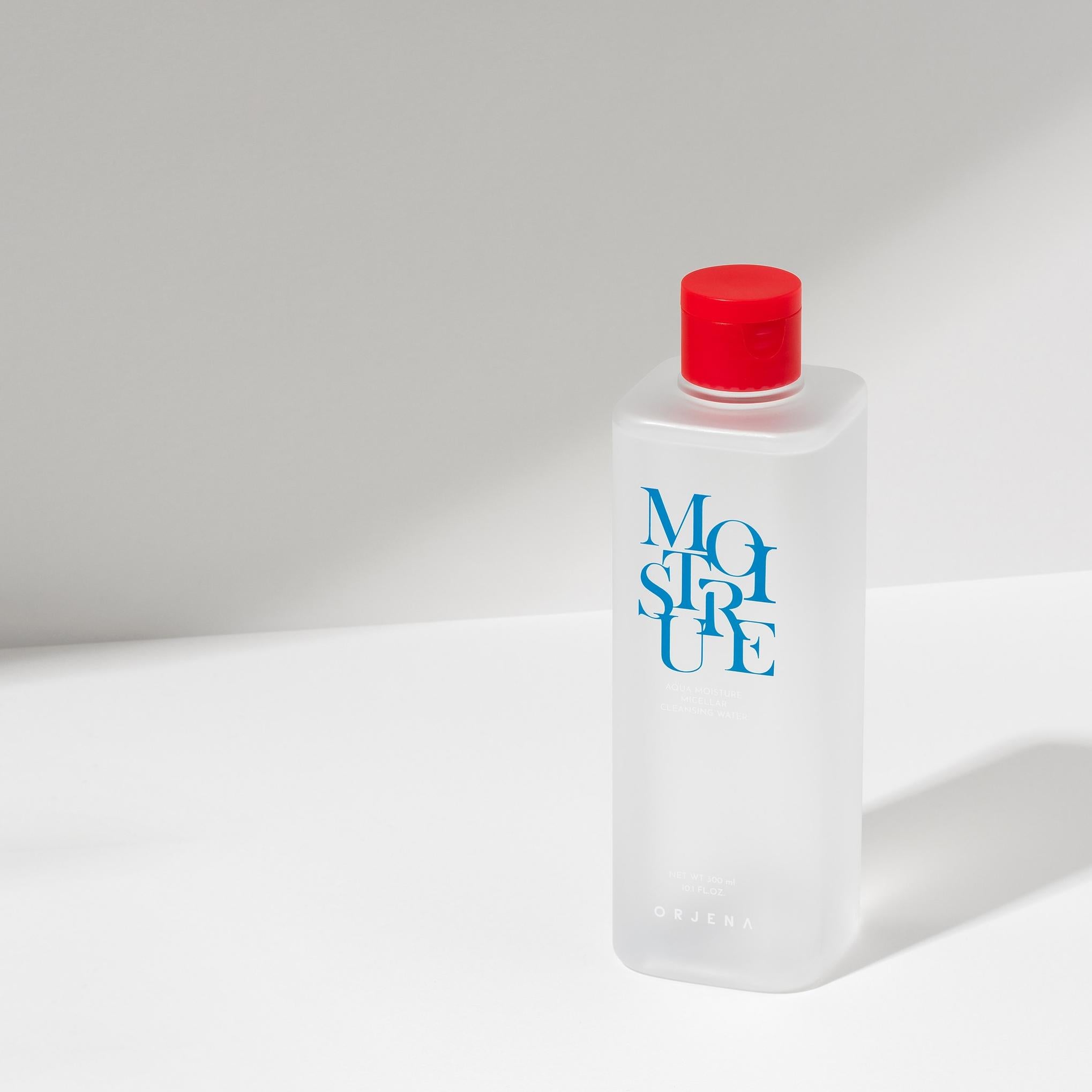 Agua micelar limpiadora Aqua Moisture de Orjena