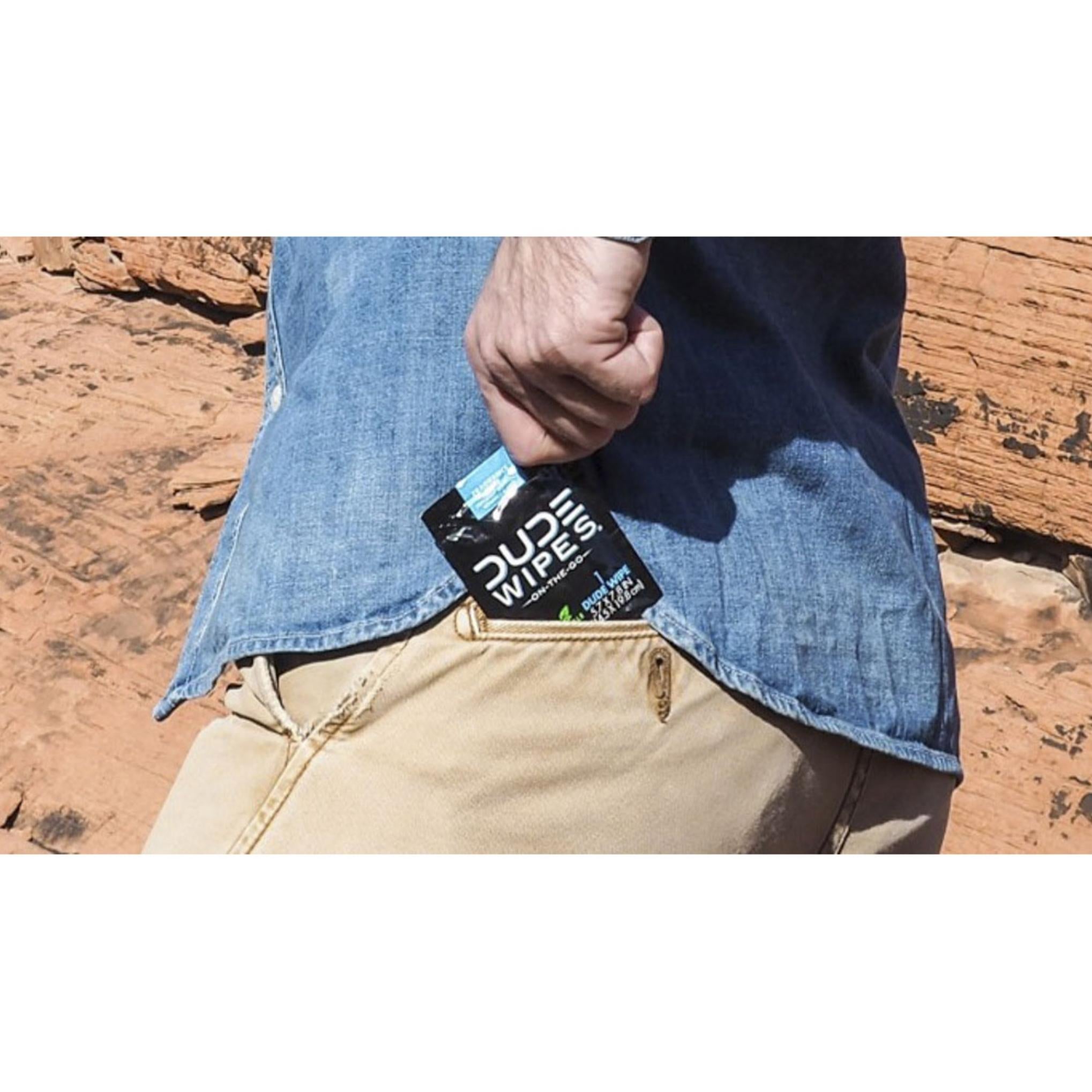 Дорожный набор салфеток Dude Wipe Plushable 14,5 x 19,8 см