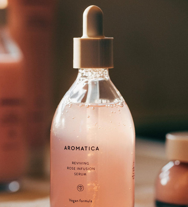 SÉRUM INFUSION REVIVANT AROMATICA À LA ROSE