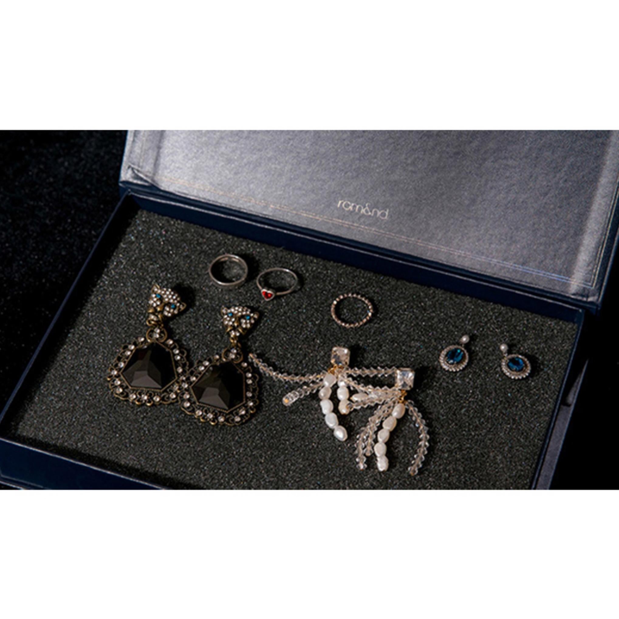 ROM&N Earth Traveler's Star Piece Collection Ensemble de maquillage multiple