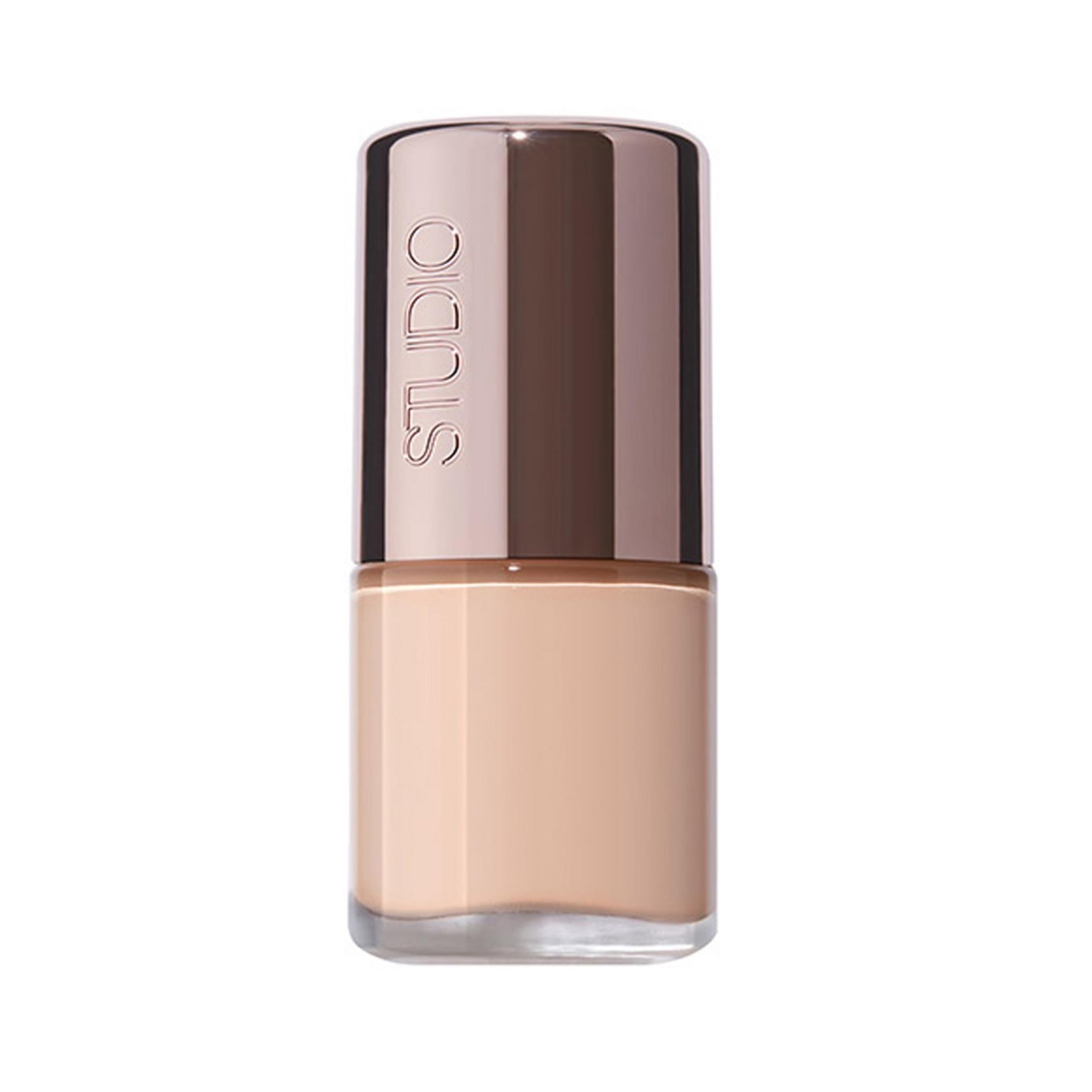 Base de maquillaje Studio Glow de 10 ml