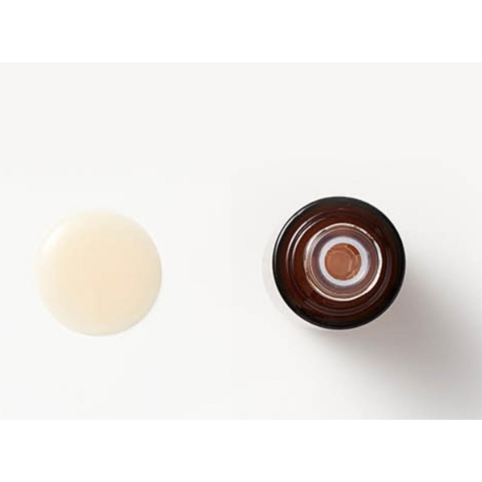 Ampoule jeunesse au thé noir Innisfree