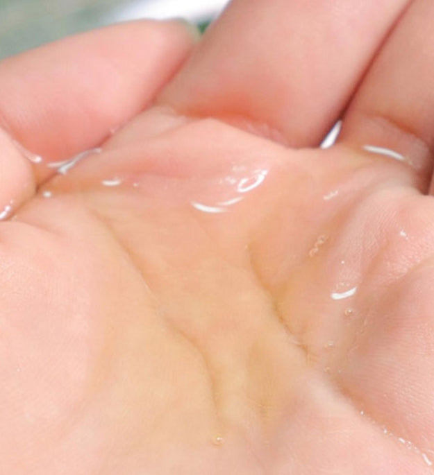 زيت بذور القنب للتنظيف العميق